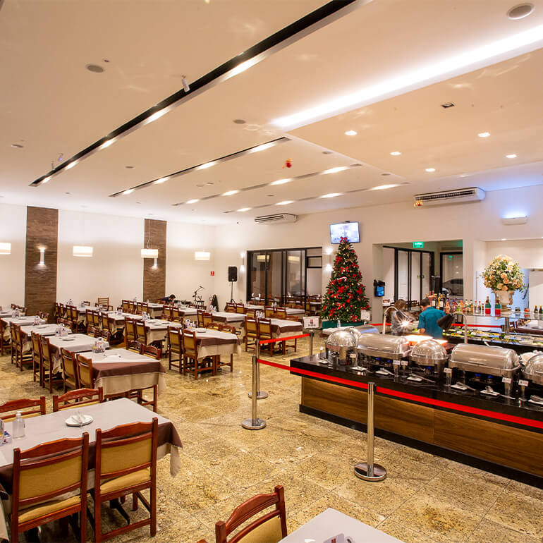 A Churrascaria Palhana oferece um atendimento personalizado e impecável